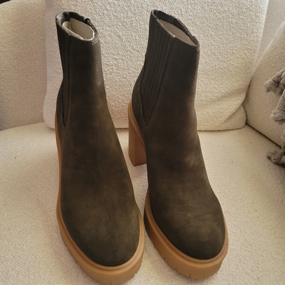 Dolce vita, Caster H20 Booties Suede, Olive, Size‎ 7 - Picture 6 of 10